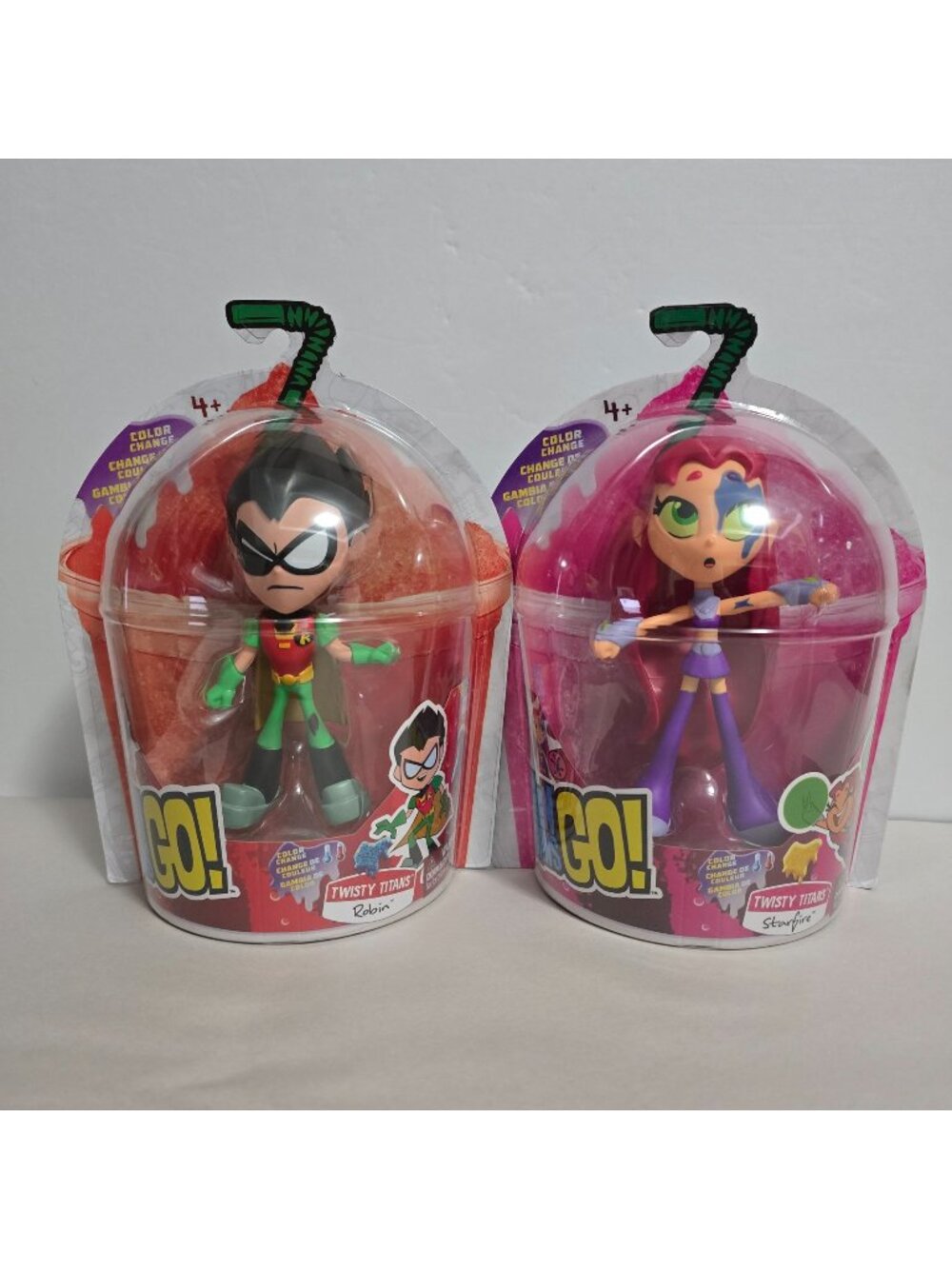 Teen Titans Go! Twisty Titans Color Change Action Figure Robin & Starfire